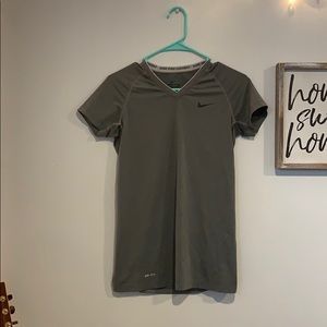 Fitted gray Nike Pro Combat Shirt